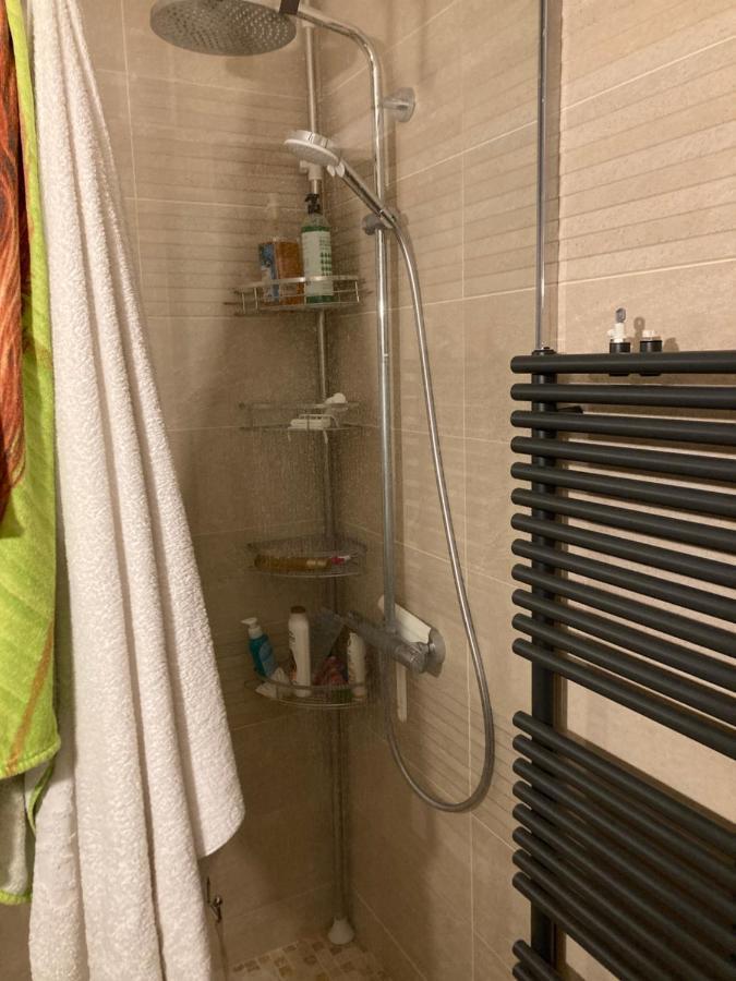 Chez L'habitante Hermes A Homestay Blagnac